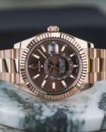 Rolex Sky-Dweller 42 mm Ref. # 330935-0006 - Image 13